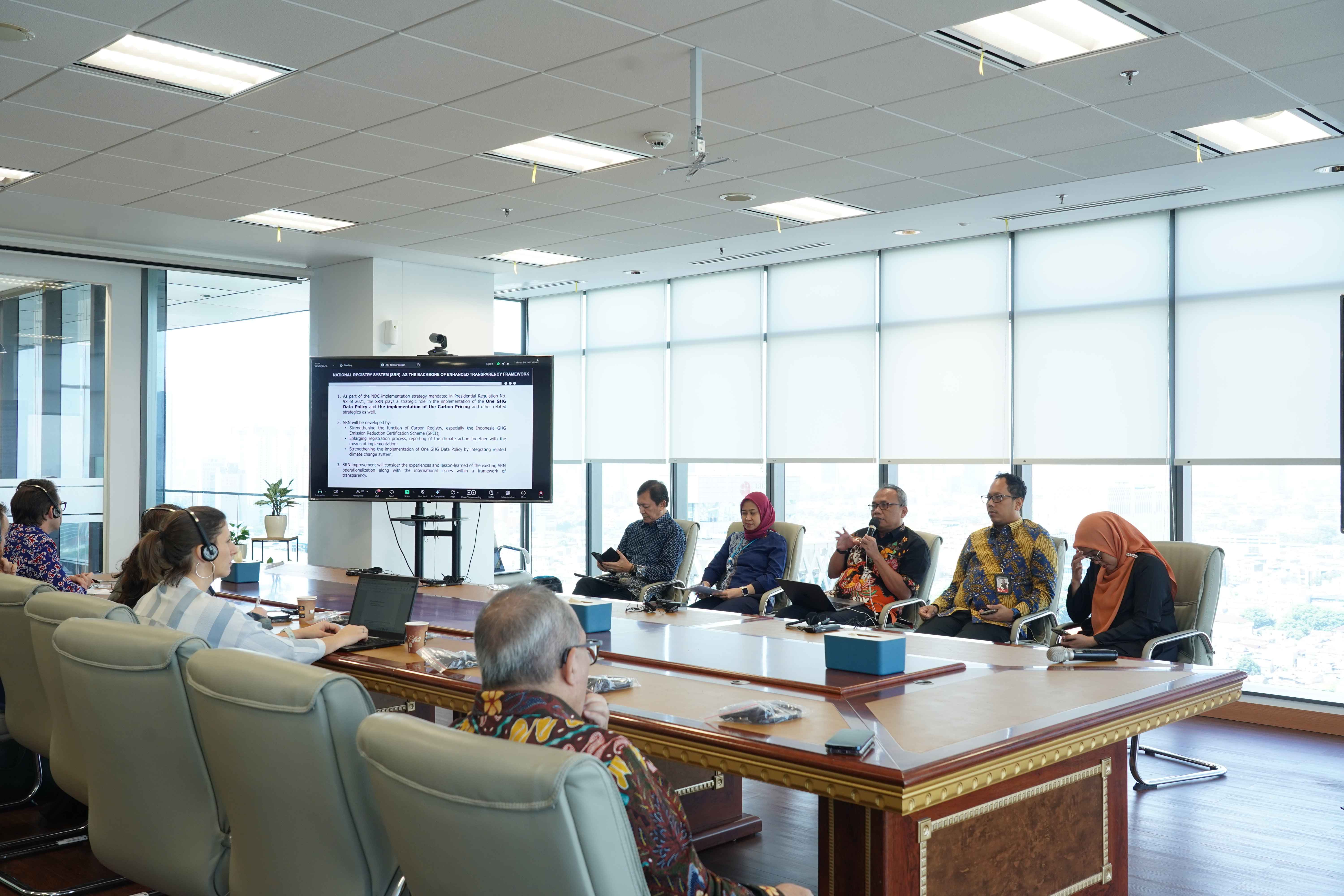 Harmoni Tradisi dan Masa Depan Pengelolaan Pengurangan Emisi dari Deforestasi dan Degradasi Hutan